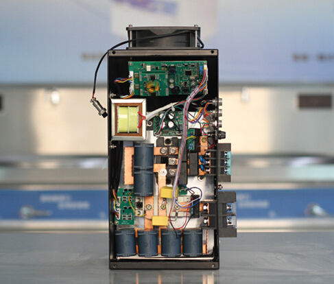 商用電磁爐機芯剖面圖